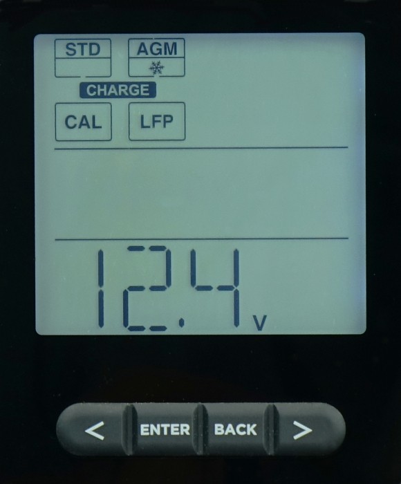 ideal-expert-charger-12-lcd-3in1_3.jpg