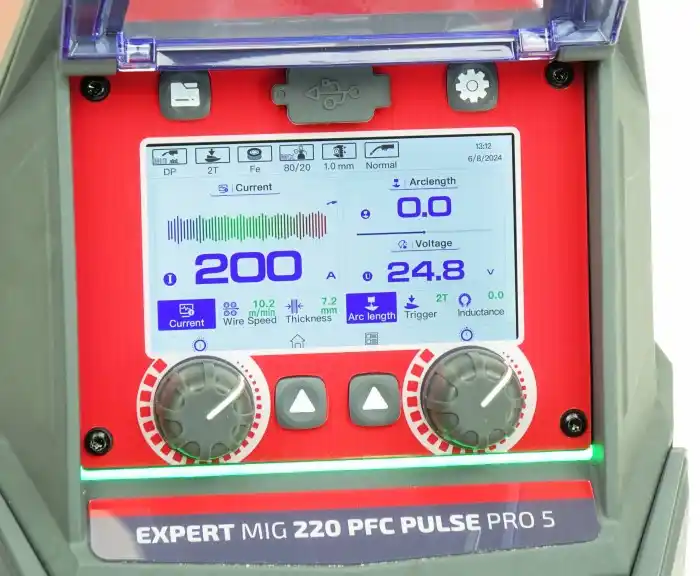 ideal-expert-mig-220-pfc-pulse-pro5-lcd_6.webp